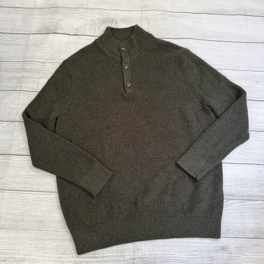 Vineyard Vines 100% Merino Wool Green Sweater